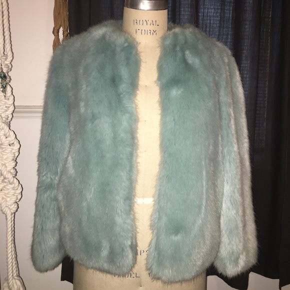 COPY - Zara blue fur coat - Picture 1 of 3